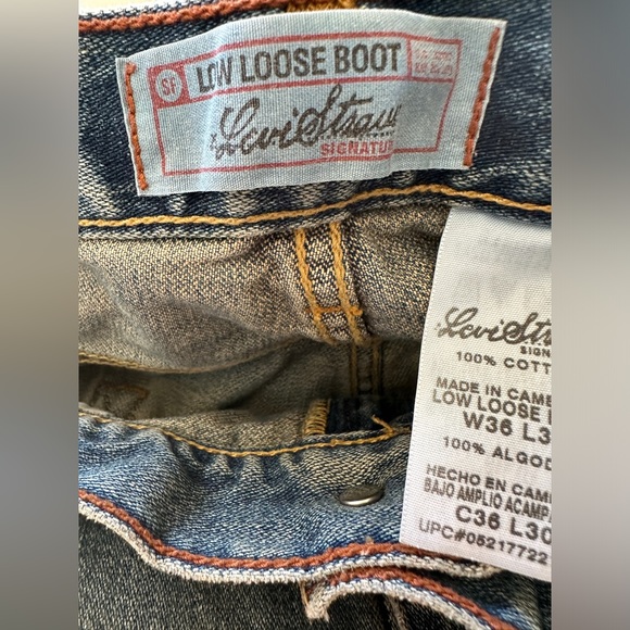 Mens Levi’s Low Loose Boot Jeans - Picture 9 of 9